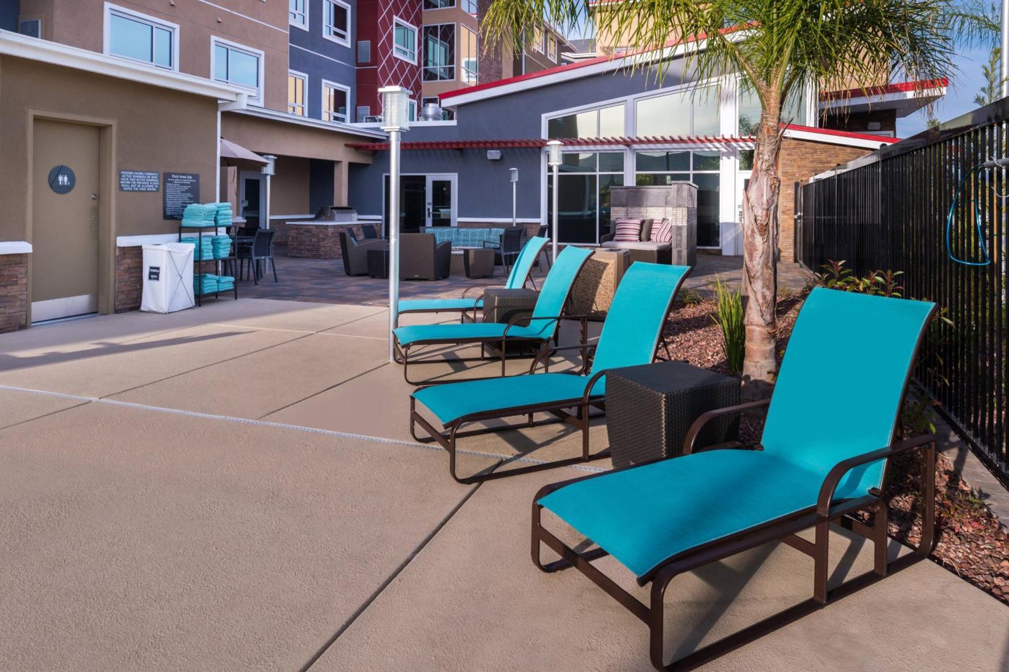 Residence Inn By Marriott Temecula Мурриета Экстерьер фото