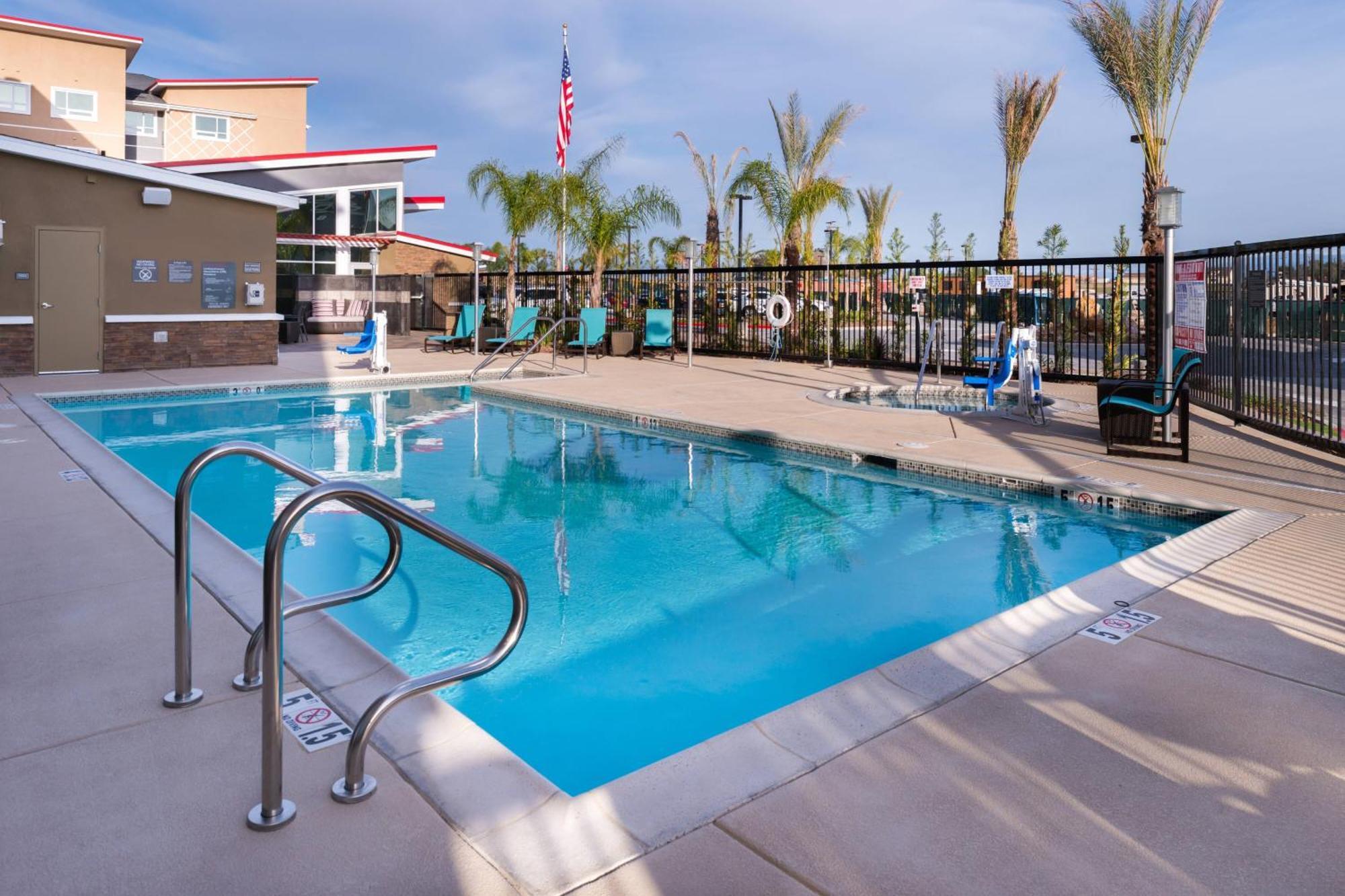 Residence Inn By Marriott Temecula Мурриета Экстерьер фото
